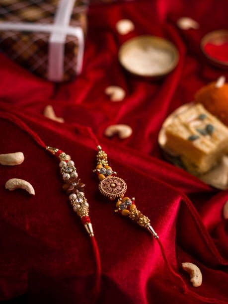 Rakhi Special – Glam Pack for Women